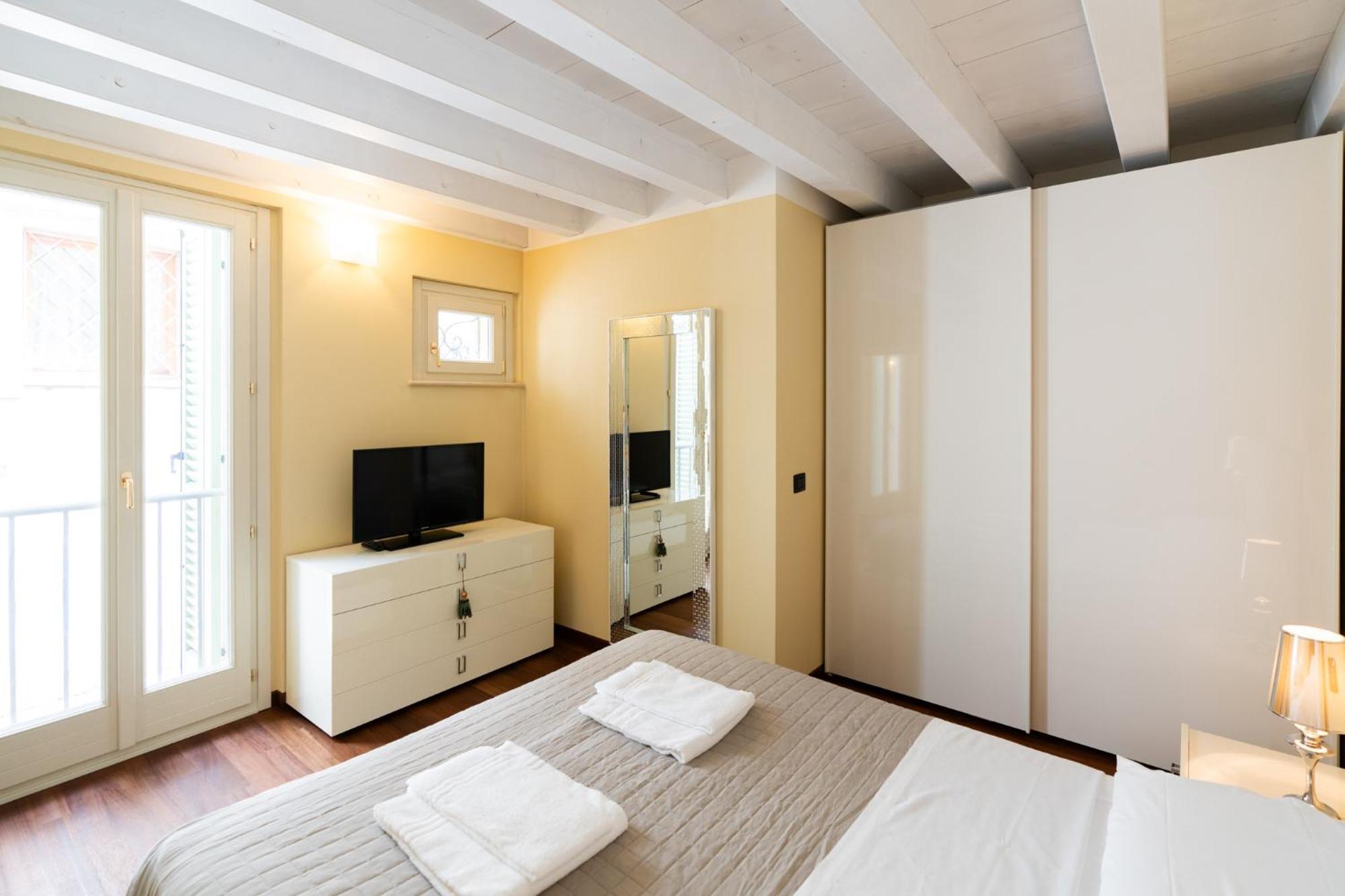 Apartamento Domus Gladius By Postcardsfrom Verona Exterior foto